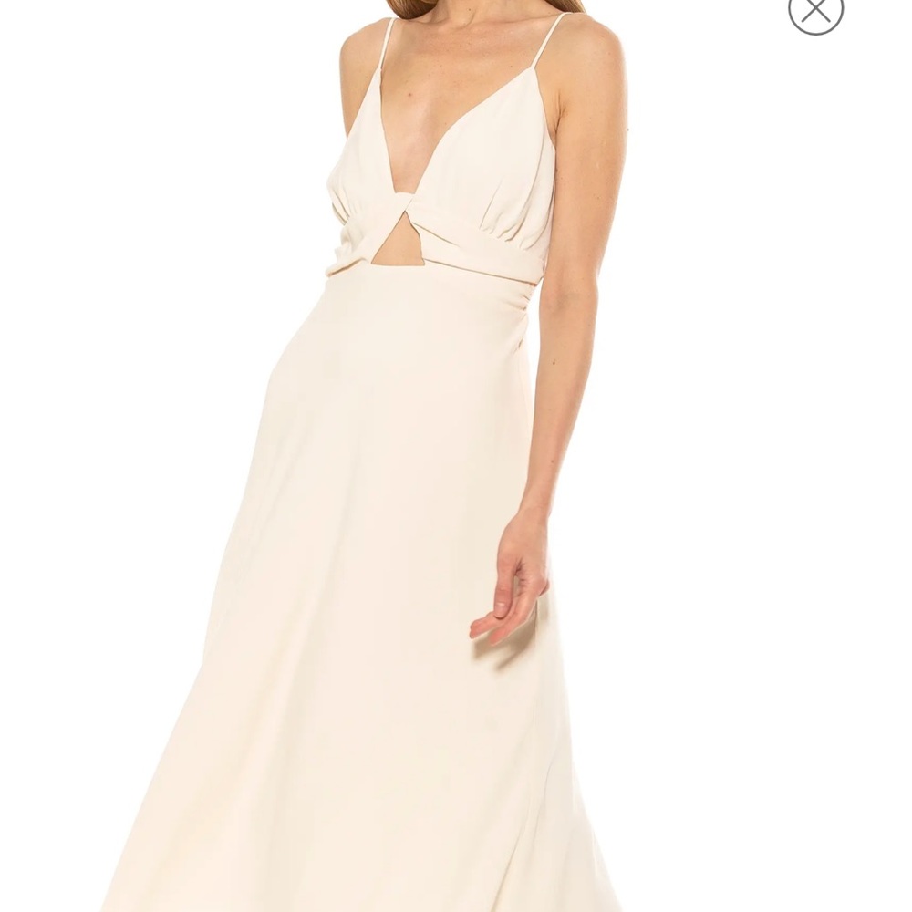 Alexia Admor Camila Front Cutout Midi Dress